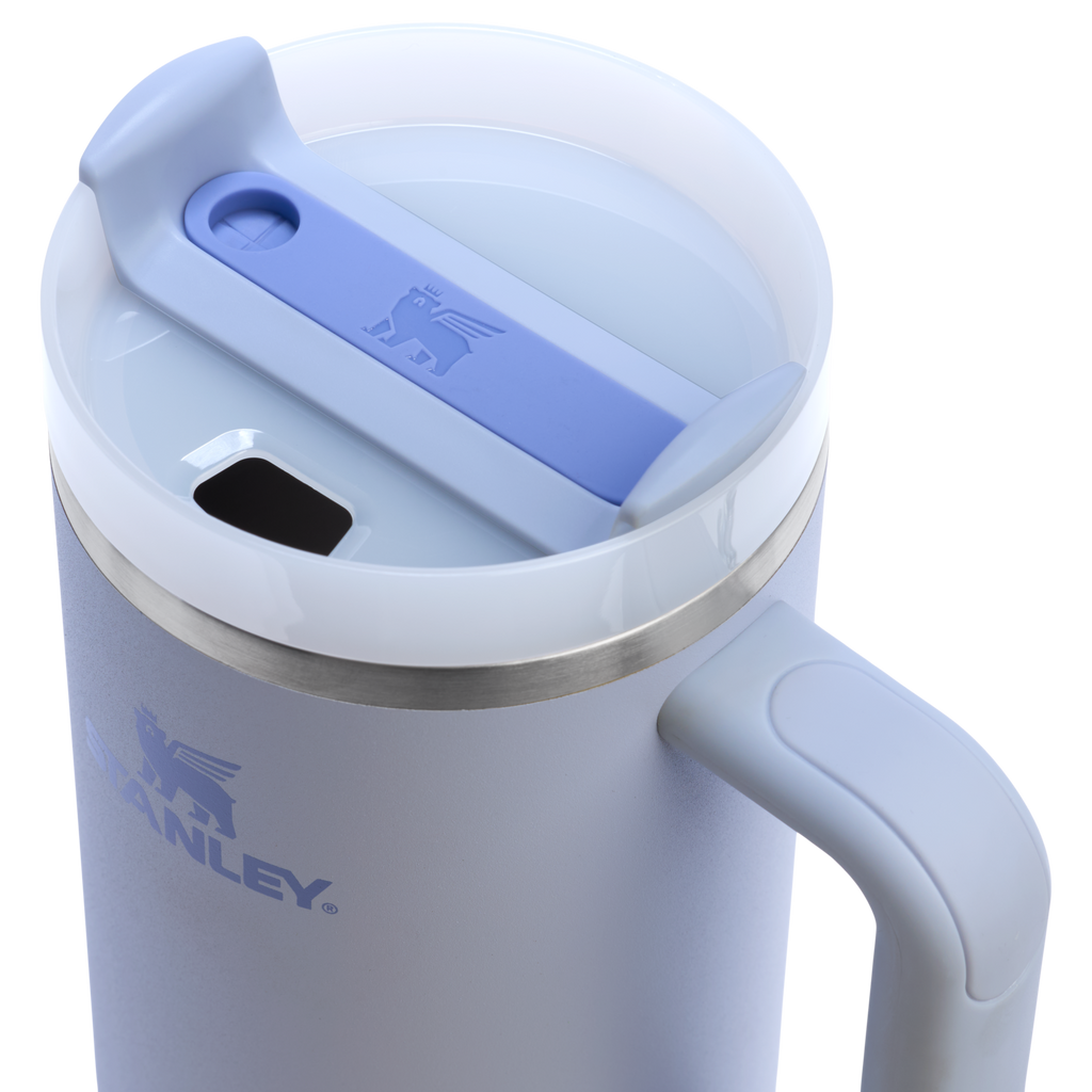 Double-Wall Vacuum The Quencher H2.0 Flowstate Tumbler  | Stanley Create D332L - FlowState 3-Position Lid Insulated Travel Mug Detail