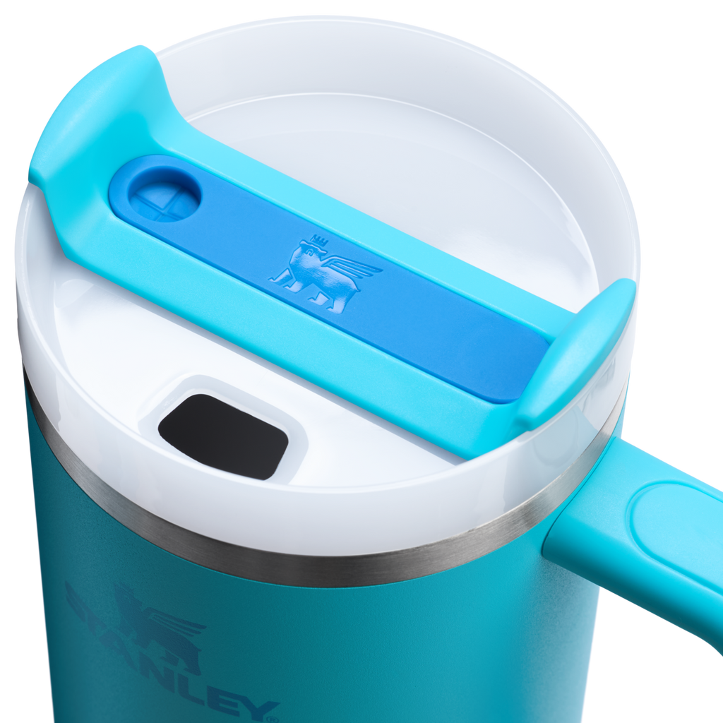 Double-Wall Vacuum The Quencher H2.0 Flowstate Tumbler  | Stanley Create D332L - FlowState 3-Position Lid Insulated Travel Mug Detail