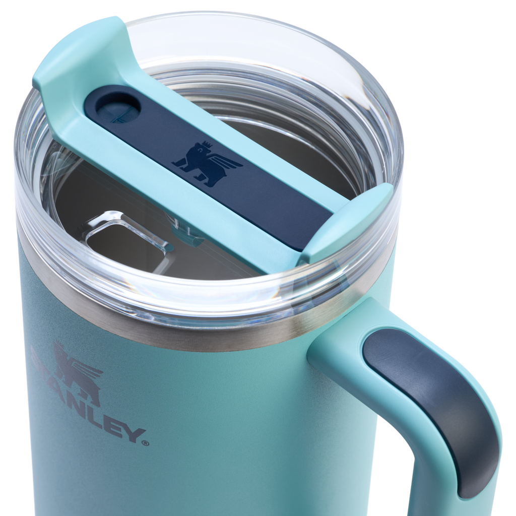 Double-Wall Vacuum The Quencher H2.0 Flowstate Tumbler  | Stanley Create D332L - FlowState 3-Position Lid Insulated Travel Mug Detail