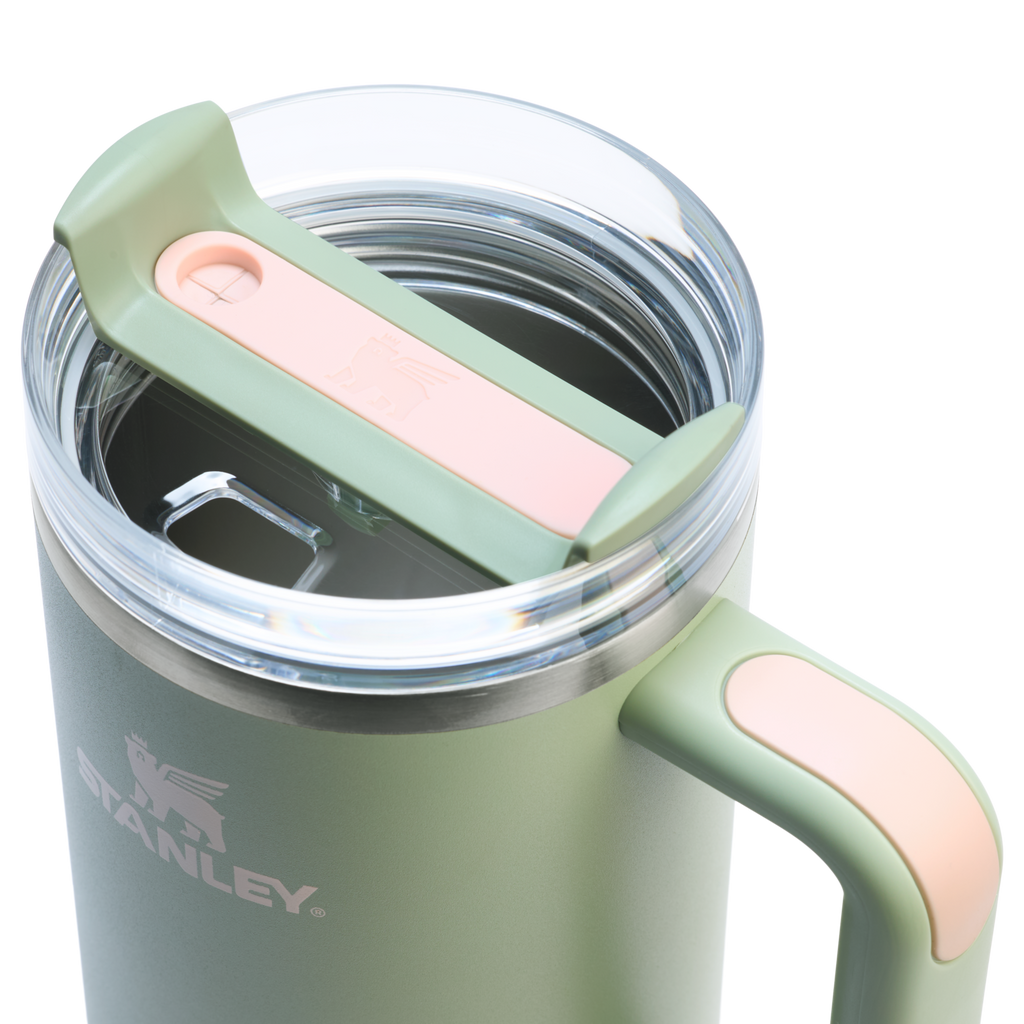 Double-Wall Vacuum The Quencher H2.0 Flowstate Tumbler  | Stanley Create D332L - FlowState 3-Position Lid Insulated Travel Mug Detail